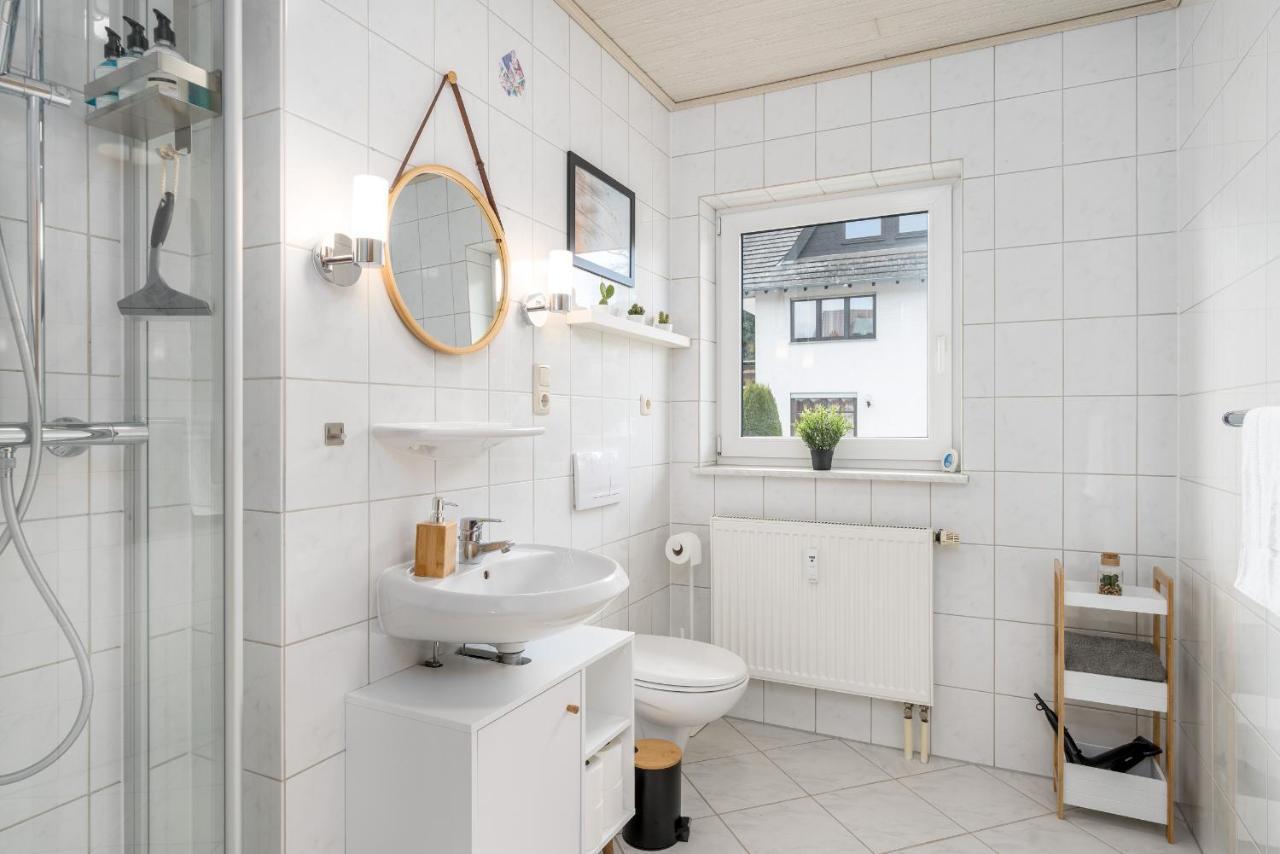 Harmony: Edersee Apartment - Sperrmauer - Lounge 外观 照片
